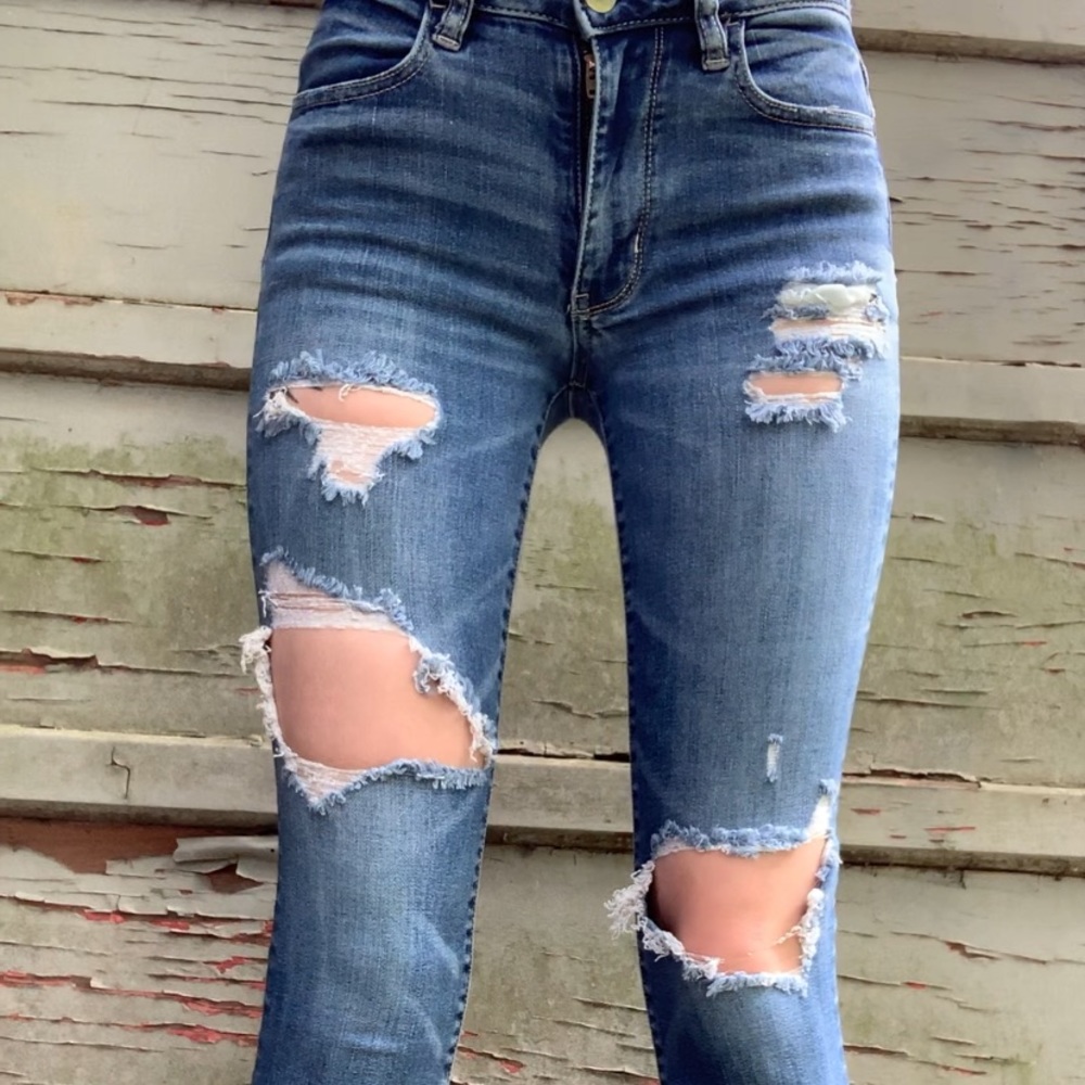 American Eagle Ripped Skinny Jeans